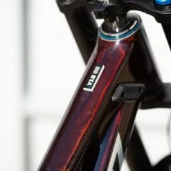 Santa Cruz V10 7 MX CC DH S-Kit - 2023 -Mountainbikes Verkäufe Santa Cruz V10 CC 02