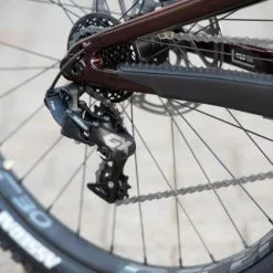 Santa Cruz V10 7 MX CC DH S-Kit - 2023 -Mountainbikes Verkäufe Santa Cruz V10 CC 06